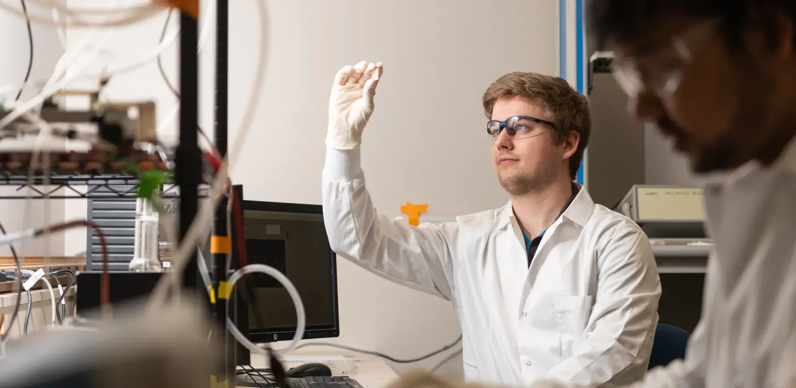 زميل بحث أكاديمي في الجامعة