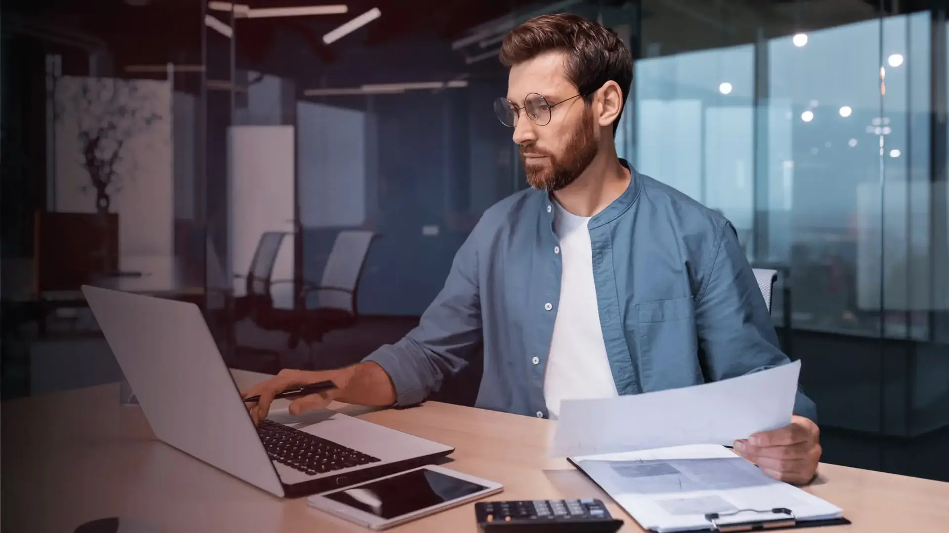 أخصائي الامتثال الضريبي والمحاسبة المالية