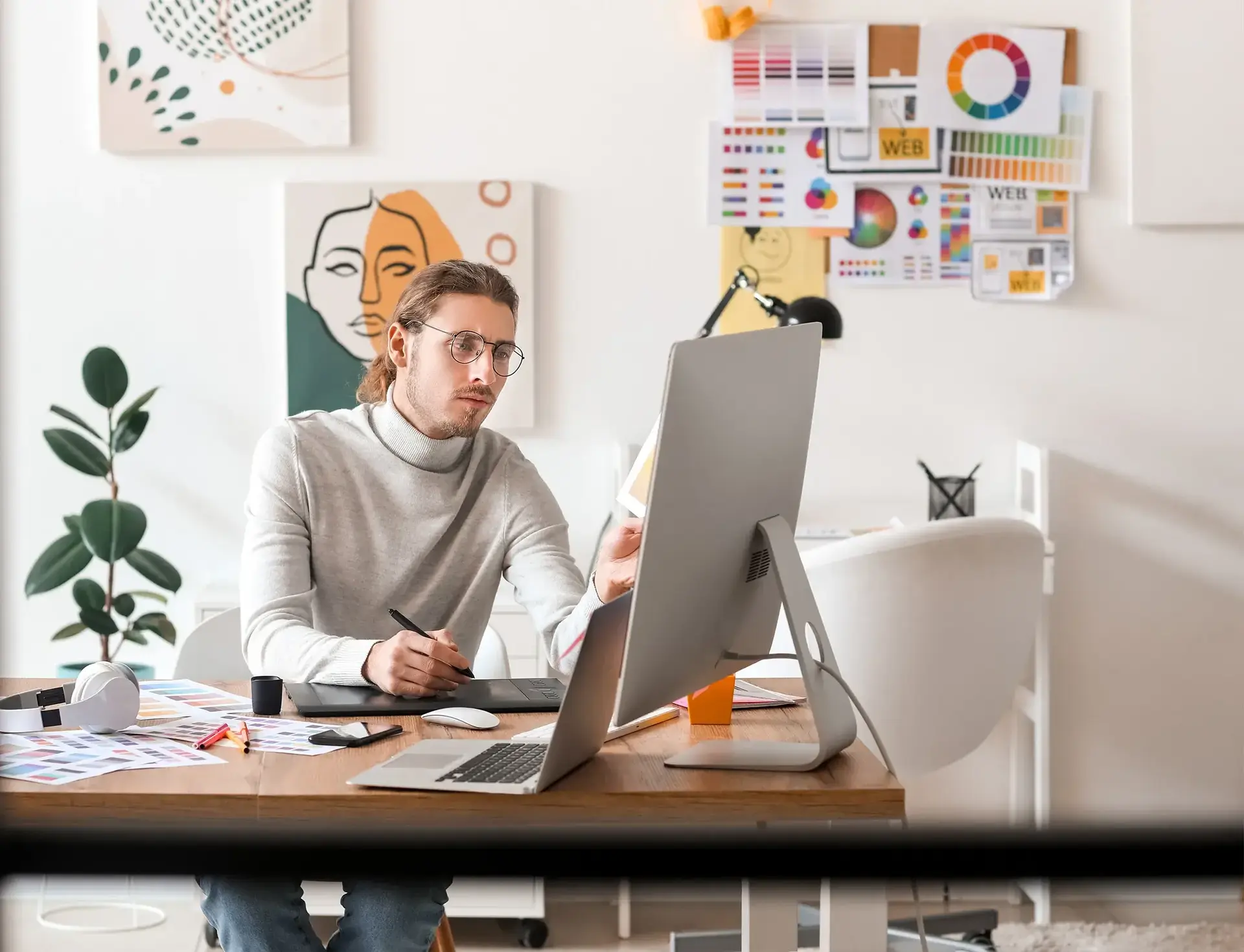 Mobile Application User Interface Designer Specialist