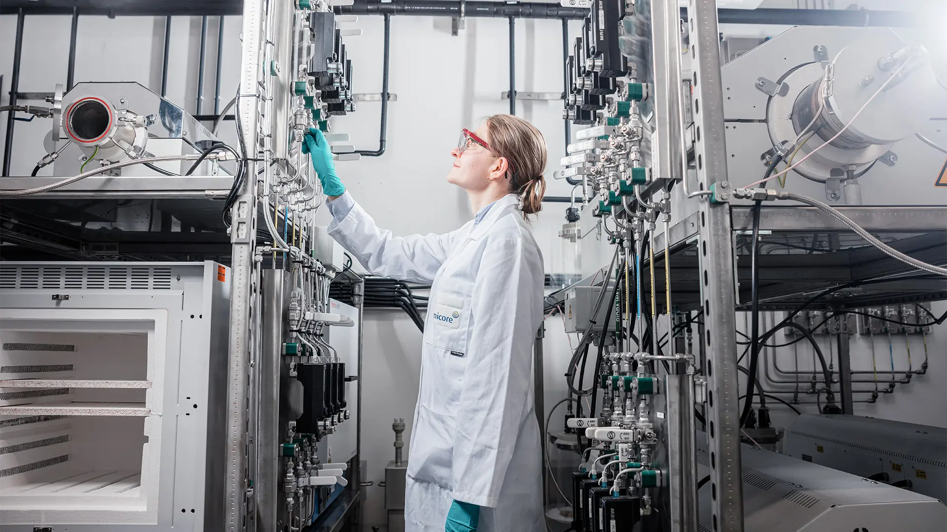 محلل المختبر البيولوجي للبحوث العلمية